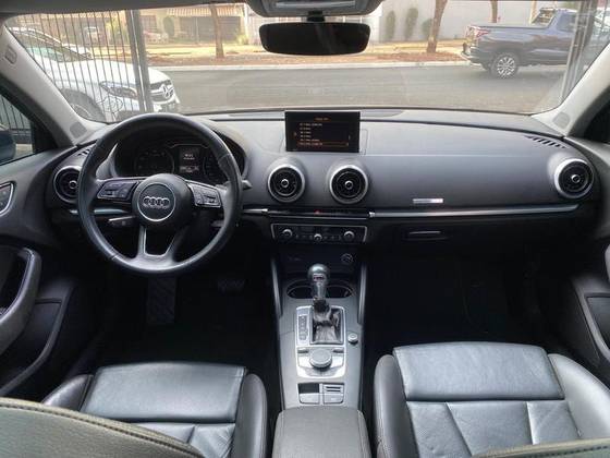 AUDI A3 2.0 TFSI SEDAN AMBITION 16V GASOLINA 4P S-TRONIC